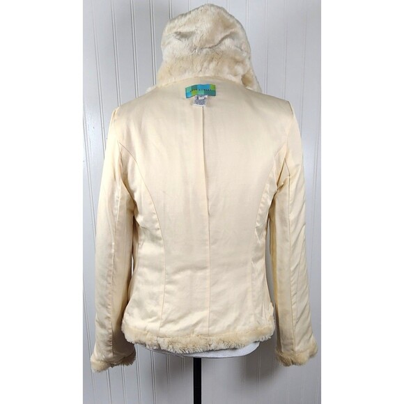 Beth Bowley Cream Faux Fur Jacket With Rose Accent Womens Size M Lined - Picture 7 of 15